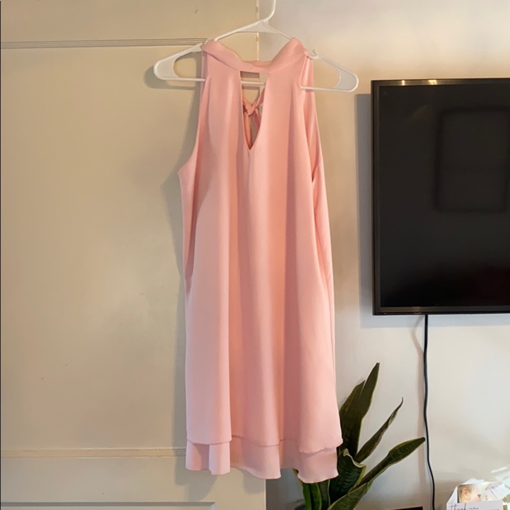 Pink lulus dress